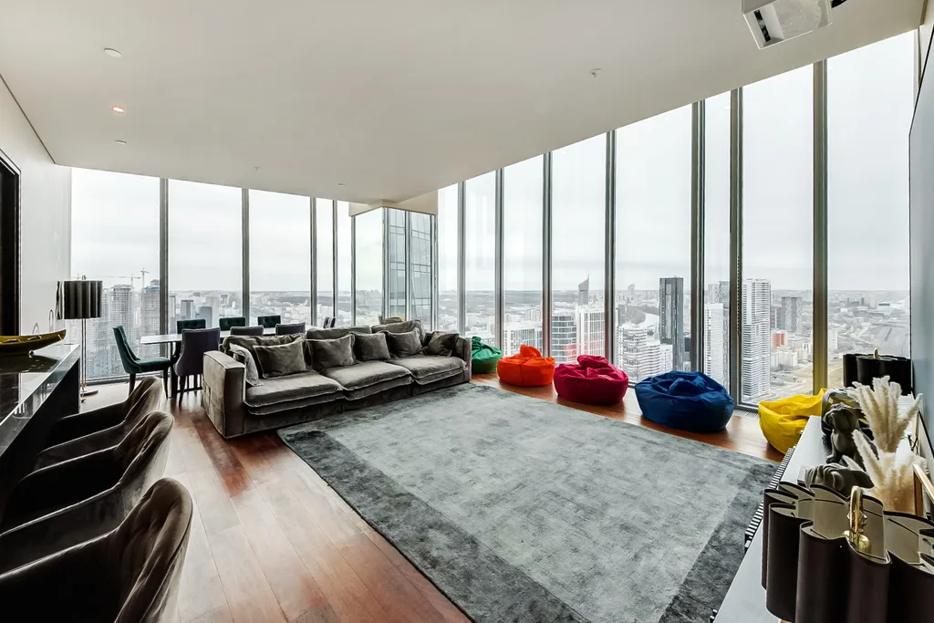 Квартира Угловые апартаменты, с кинотеатром и панорамной ванной на 45м этаже — аренда посуточно в Москва