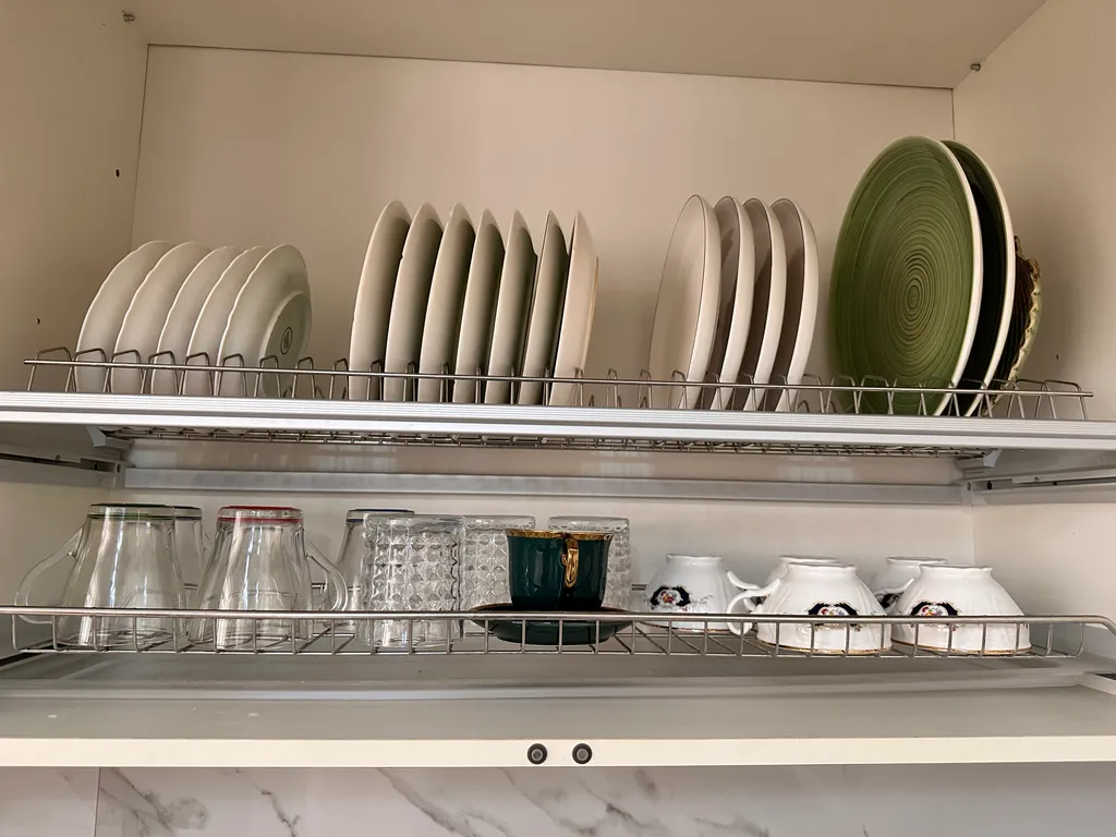 Квартира с двумя кондиционерами и вентилятором