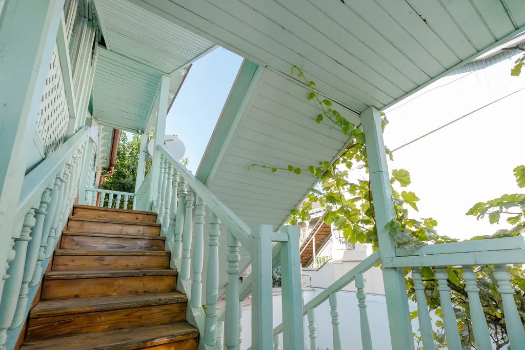 Guli of Tbilisi, Дуплекс с видом на реку в историческом центре города