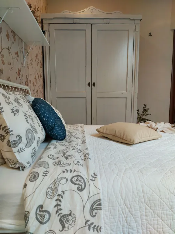 Квартира Квартира Арт мансарда художника — Калининград