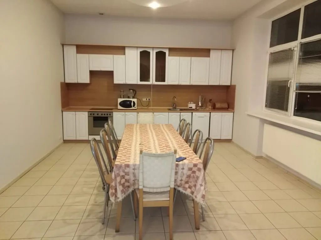 Уютный коттедж с бассейном на берегу реки Волга