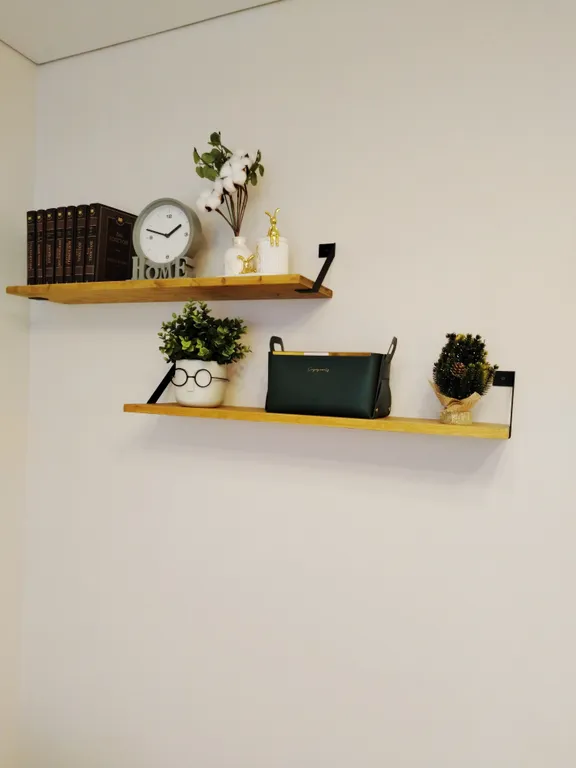 Просторная квартира с отдельной спальней недалеко от МНТК