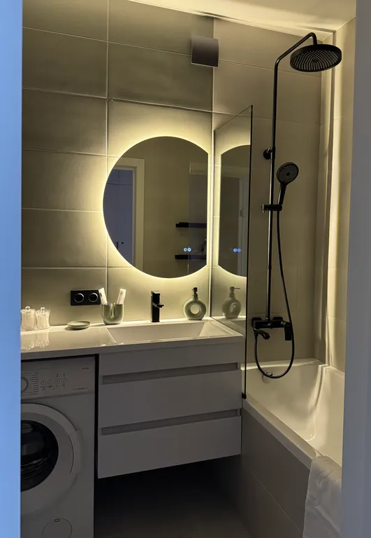 2-комнатная квартира в ЖК Скандис Озеро около ТРЦ Планета