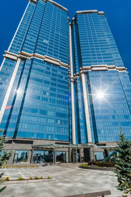 Двухкомнатная квартира в первом небоскрёбе Владивостока!