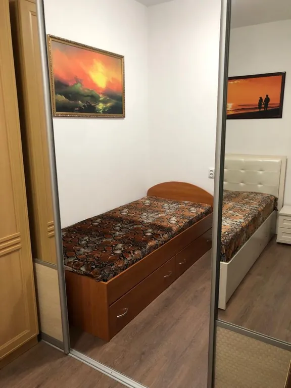 Трёхкомнатная квартира в районе центрального рынка