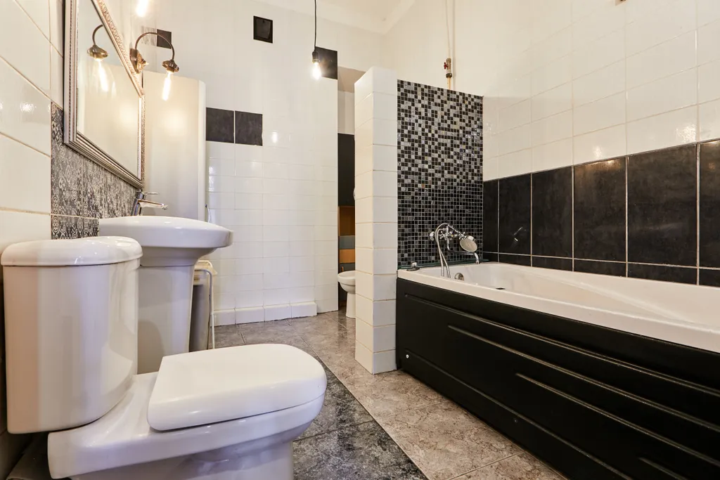 Уютная просторная 5-комнатная квартира в самом центре