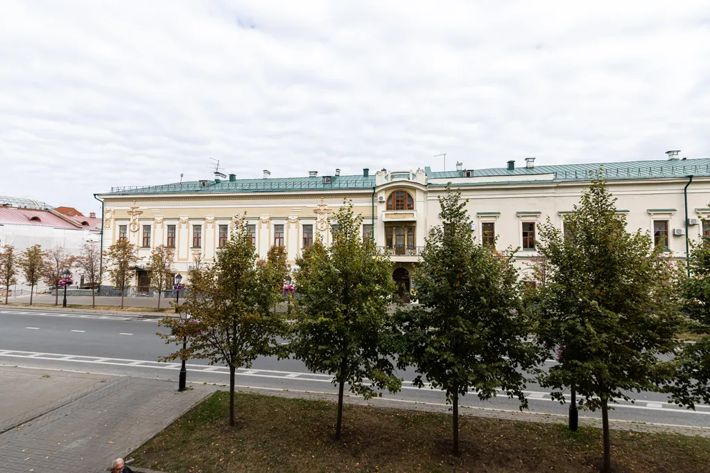 3 комнатная квартира в 100 метрах от Кремля