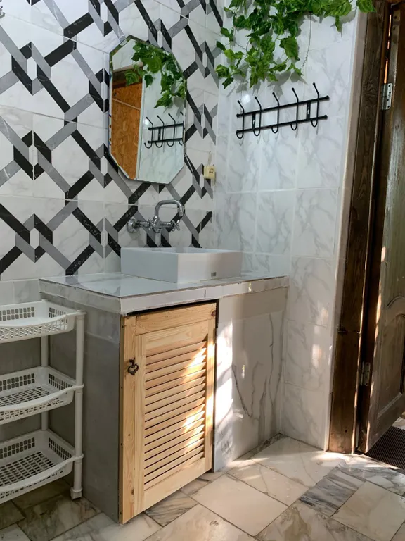 Отдельный домик на 4-5 человек в лесной зоне