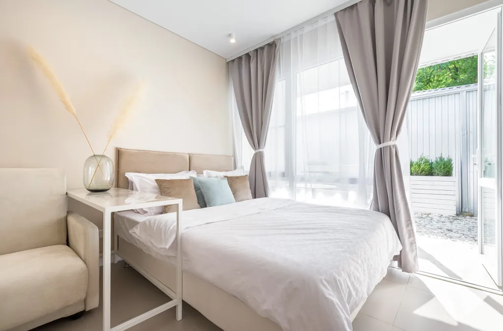 Квартира Номер Стандарт с боковым видом на бассейн в отеле Summer Suites — аренда посуточно в Шепси