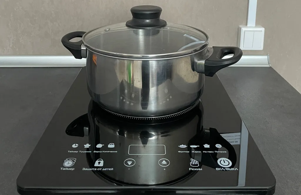 Просторная дружелюбная студия (КакДома на Анны Коньковой)