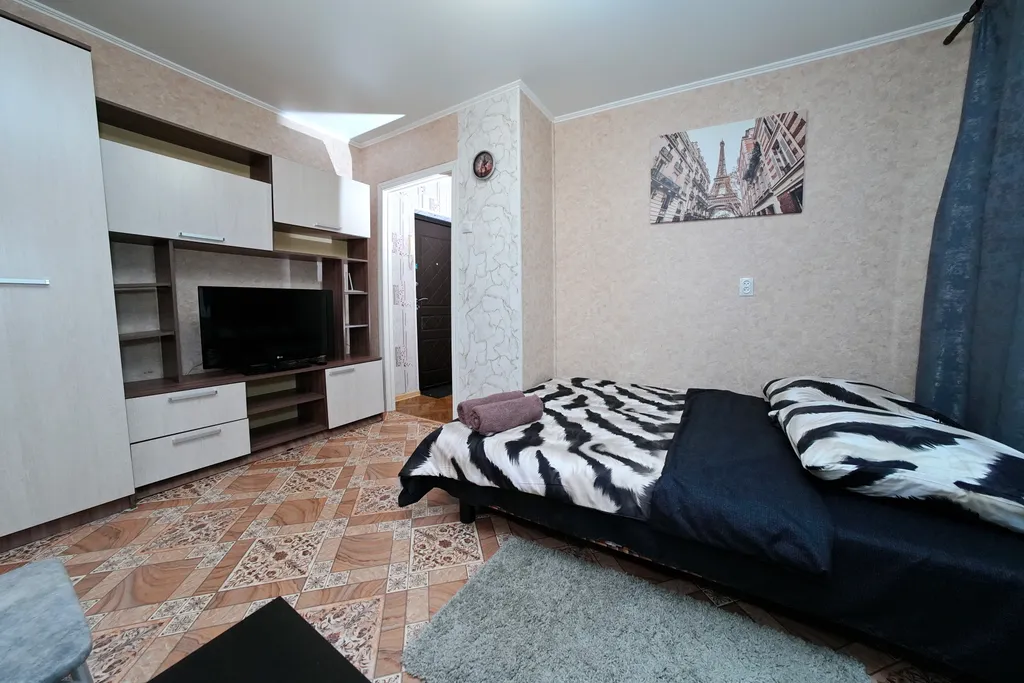 Уютная квартира в центре нефтяников