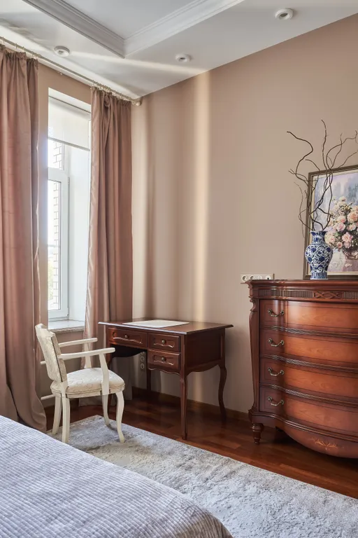 Квартира 3-комнатная квартира в знаменитом доме на Патриарших прудах в центре — Москва