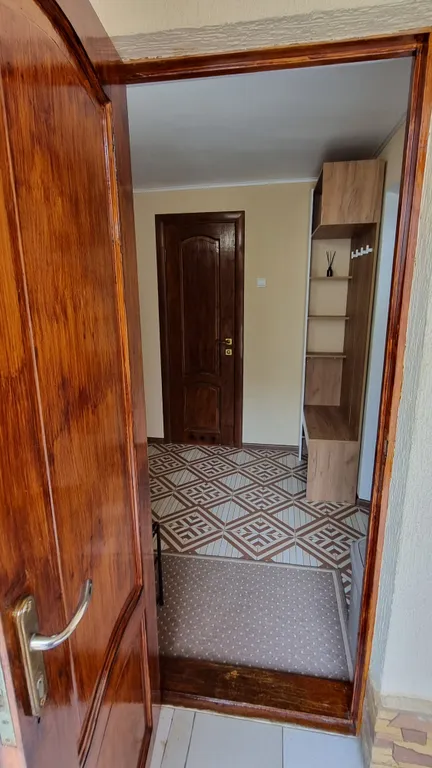 Дом рядом с морем в тихом районе