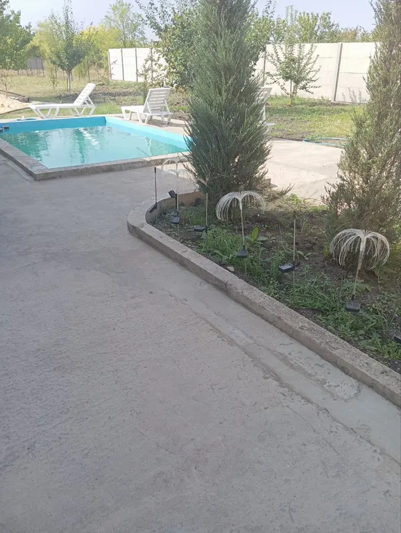 Коттедж Новый 2-этажный дом с бассейном — Луганск