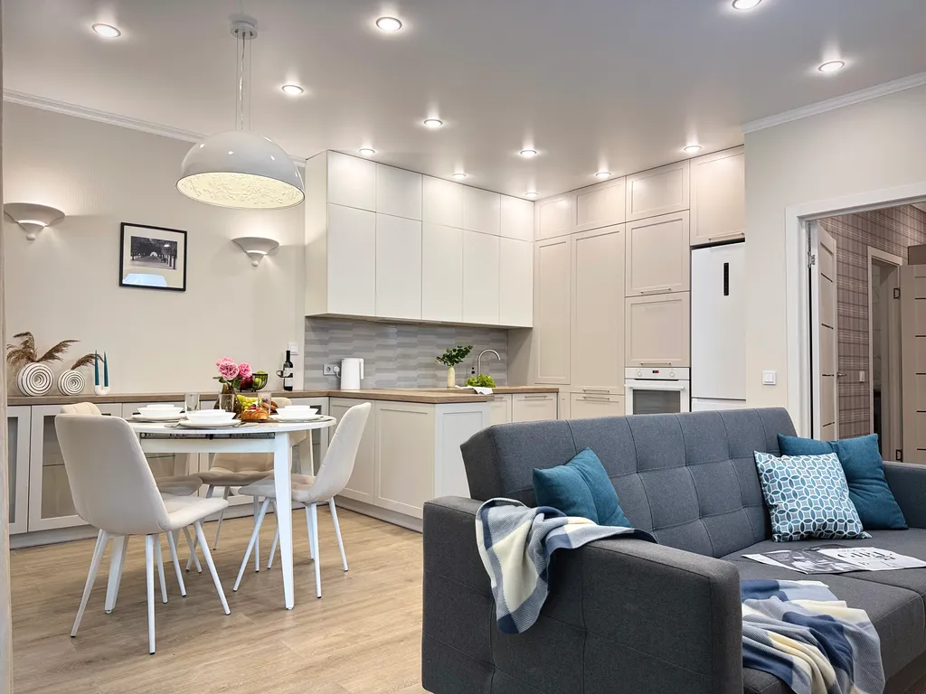 Квартира 70 кв. м. в новом доме на Леонова