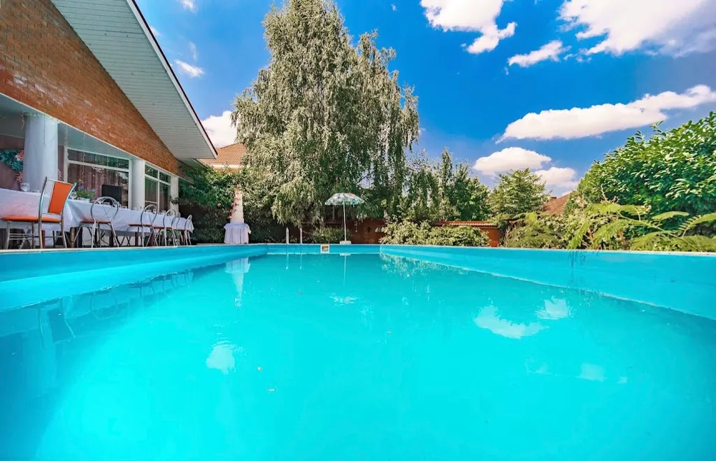 Коттедж Дом с бассейном у парка Галицкого — аренда посуточно в Краснодар