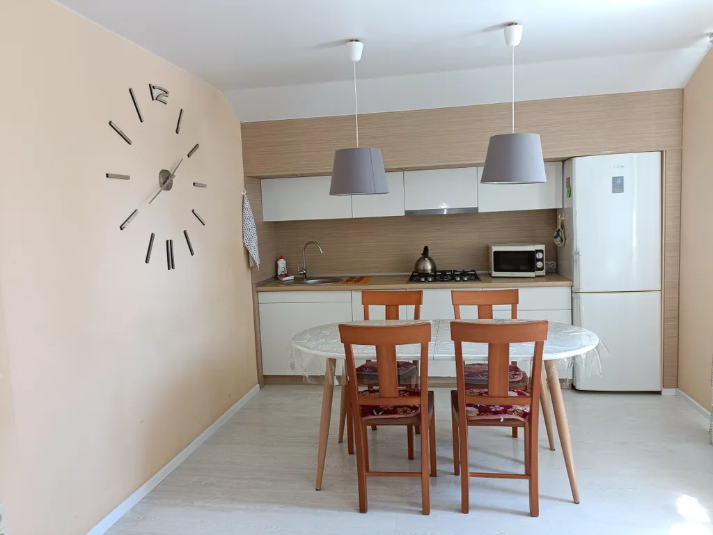 Квартира Квартира в частном доме в центре Адлера — Адлер