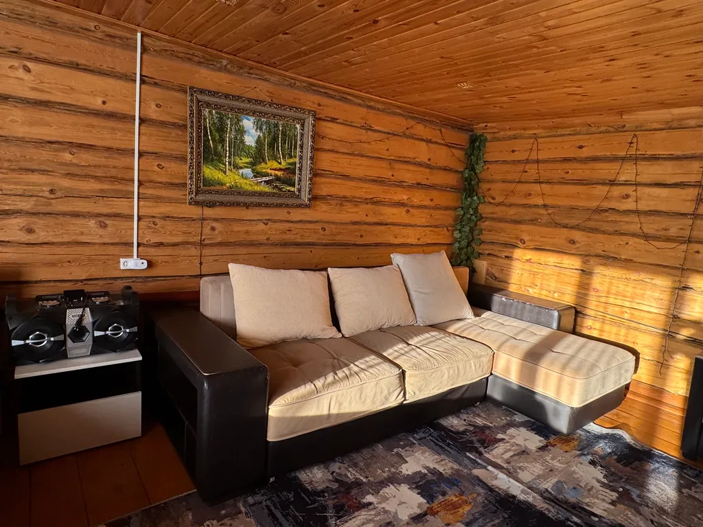 Отдельный уютный бревенчатый дом с баней в Абзаково