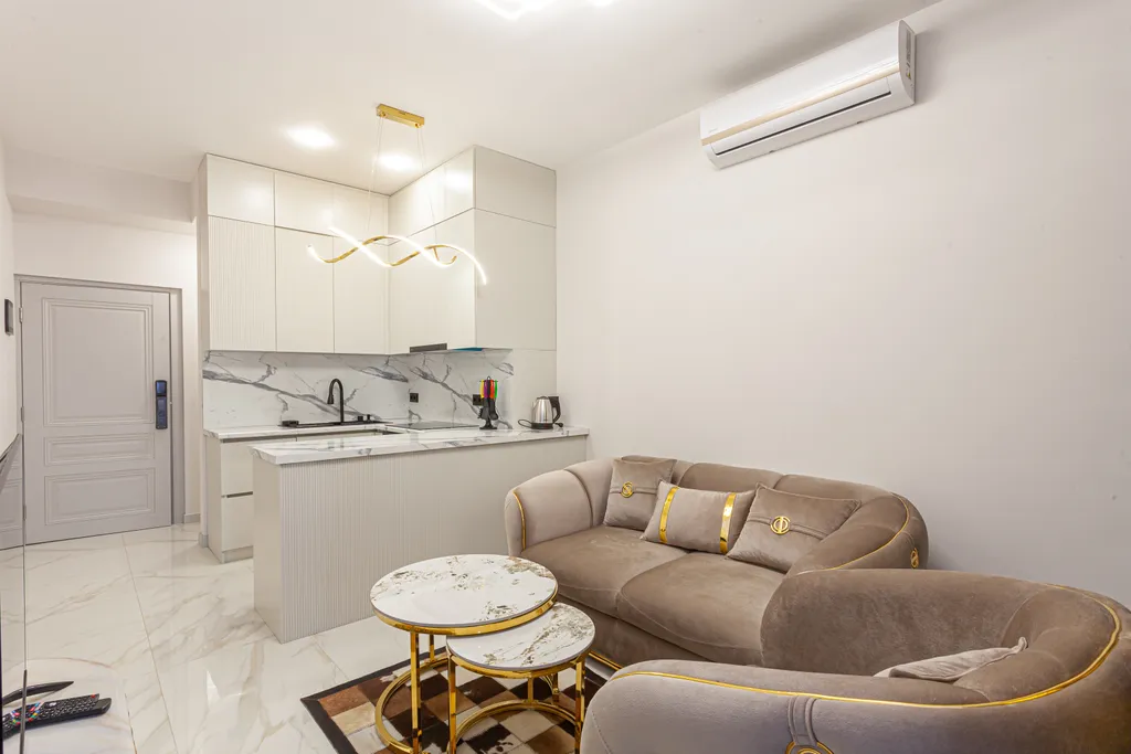 Роскошная квартира-студия у Площади Республики / Стей Инн