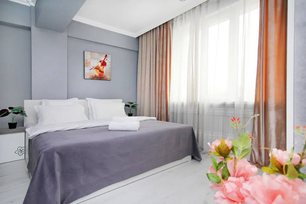 Квартира Просторный апартамент в Молодежном — Алматы