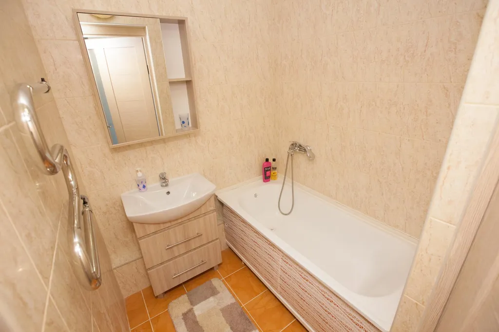 Двухкомнатные уютные апартаменты рядом с ТЦ Парк Хаус