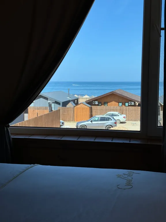 Дом у моря с видом на море