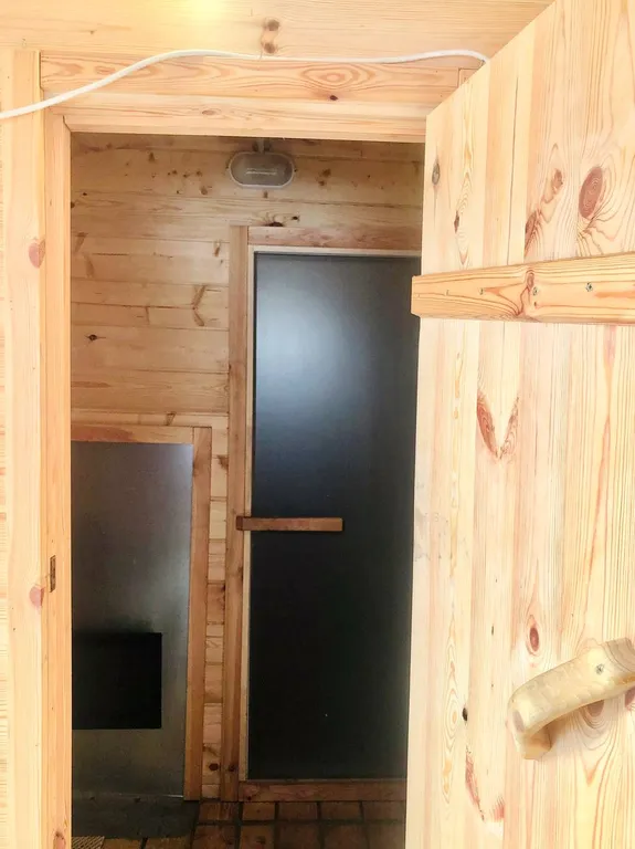 Уютный деревянный загородный дом в живописном селе