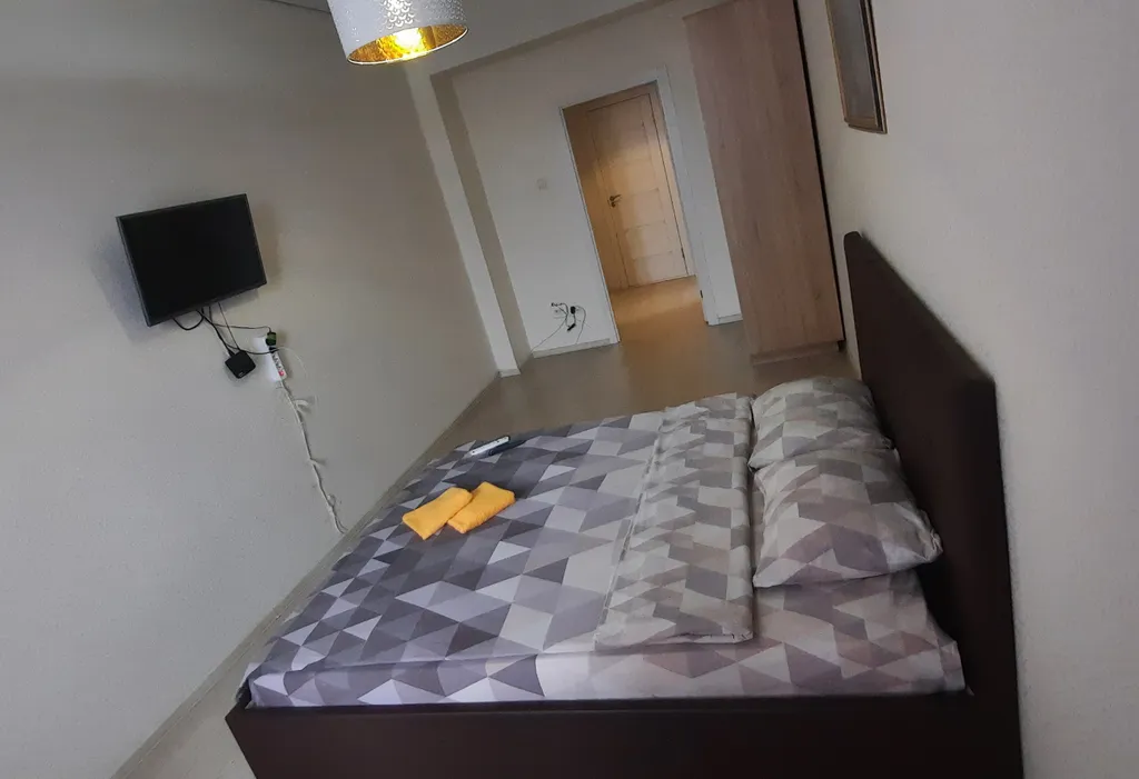 Светлая квартира рядом с центром