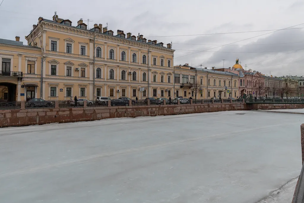 Квартира Квартира Студия около Юсуповского дворца — Санкт-Петербург
