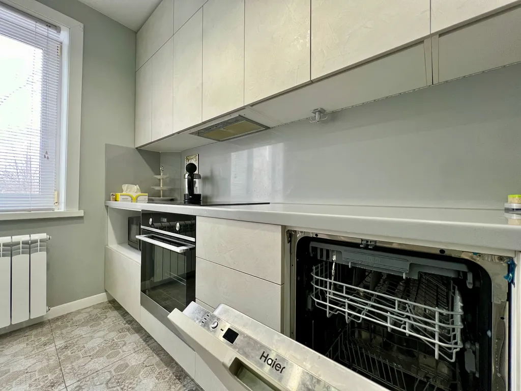 2 к.кв. в пяти минутах от Горного Воздуха не берем оплату за уборку