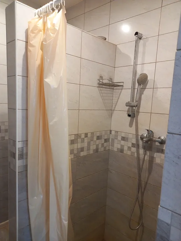 Коттедж у озера