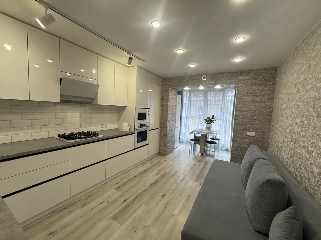 Новая уютная квартира рядом с монастырем