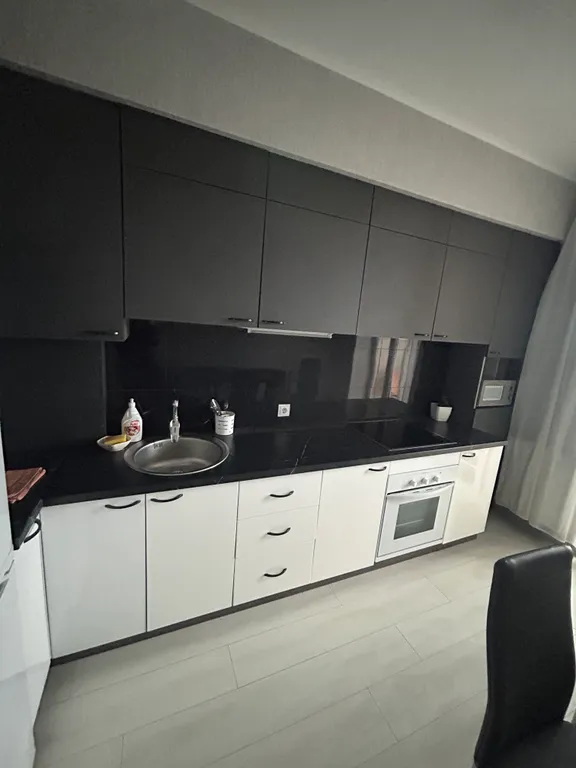 Двухкомнатная квартира у Нахимовского училища