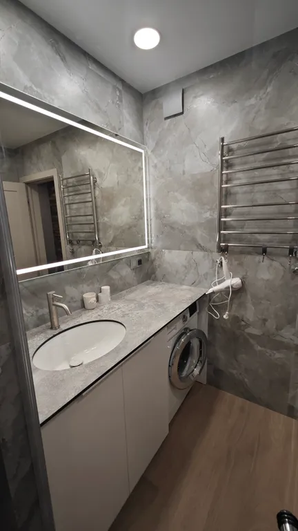 Современная однокомнатная квартира на набережной Двины