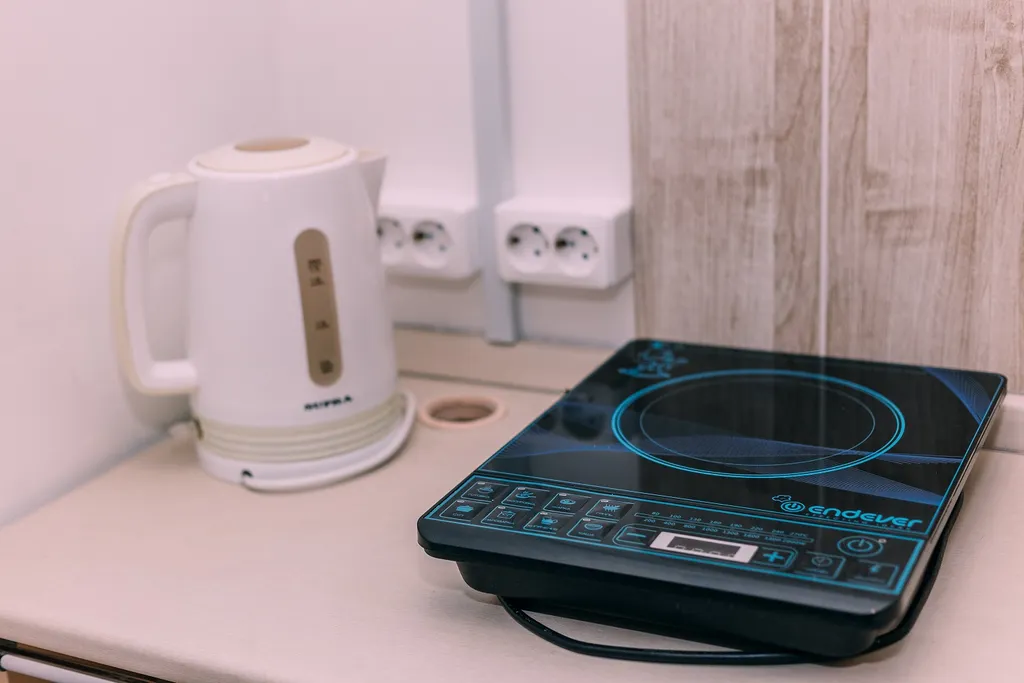 Комната со своим санузлом и мини-кухней в историческом центре