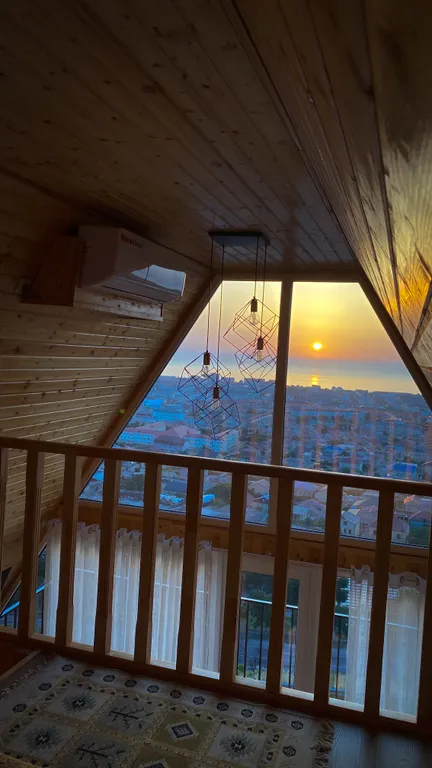 Коттедж с панорамным видом на город