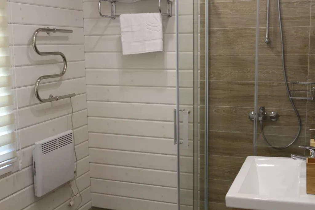 Большое бунгало в лесном массиве