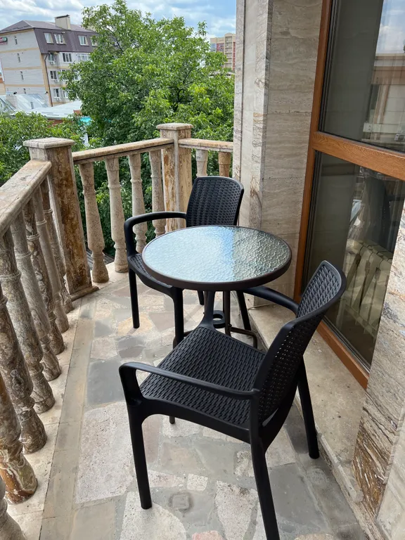 Уютная студия с видом на город