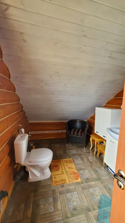 Дом с видом на озеро Волго