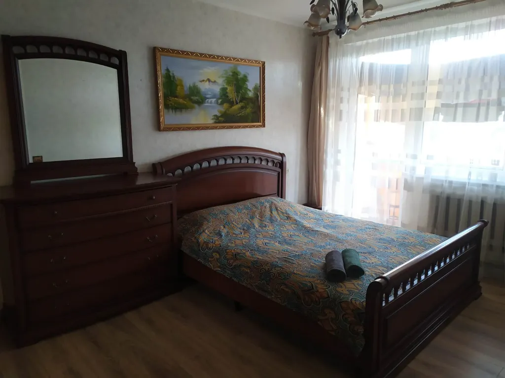 Просторная двухкомнатная квартира в центре Как дома