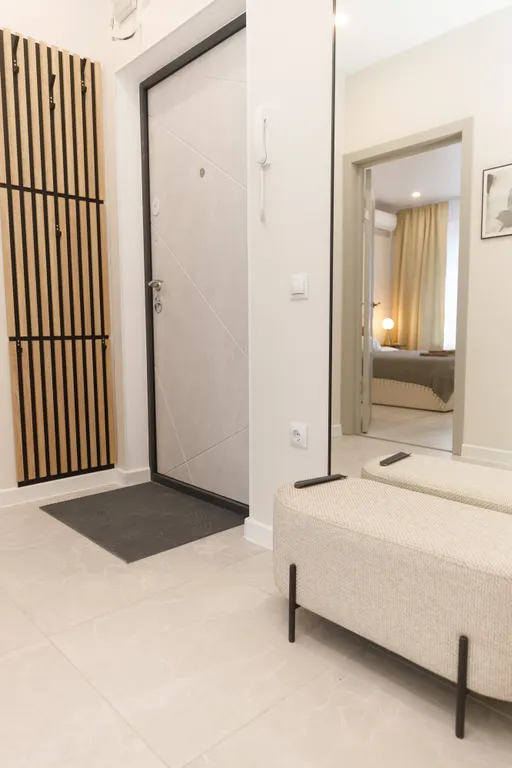 Стильная квартира в новостройке с видом на парк и море