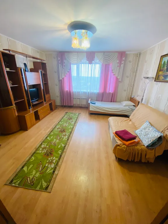 Большая 2-ка около автовокзала