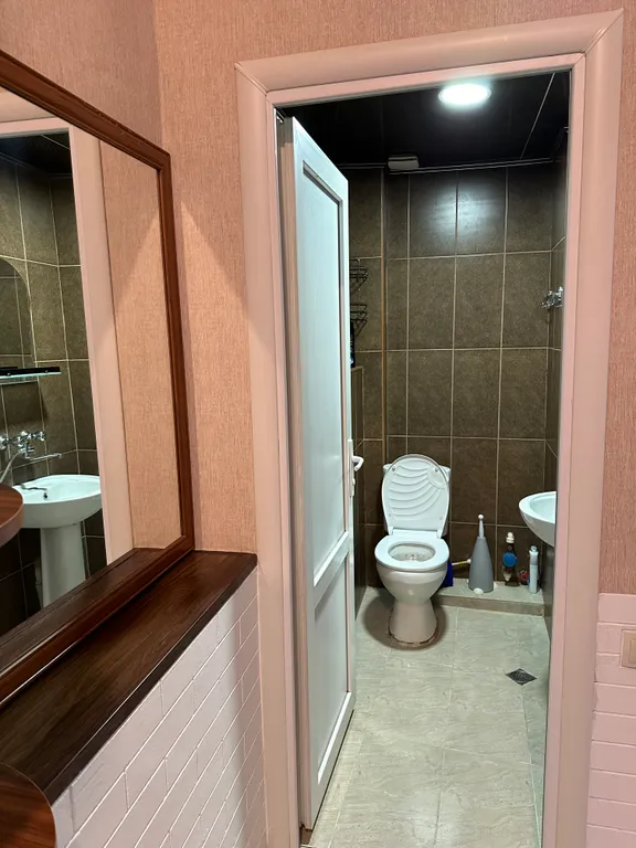 Светлая, приятная однокомнатная квартира, с красивым видом