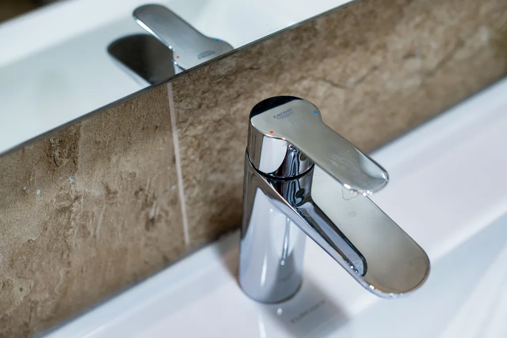 Fountain Vista Luxury Residence in Alliance Palace