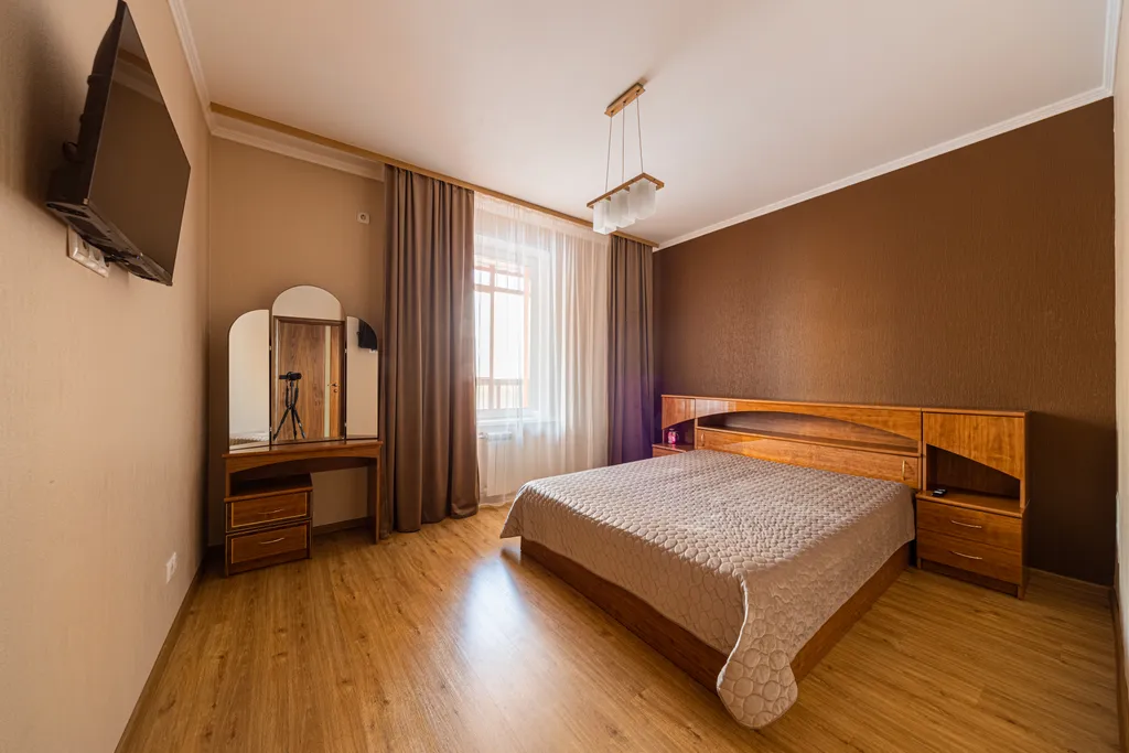 Просторная квартира в Южном берегу — аренда посуточно в Красноярск