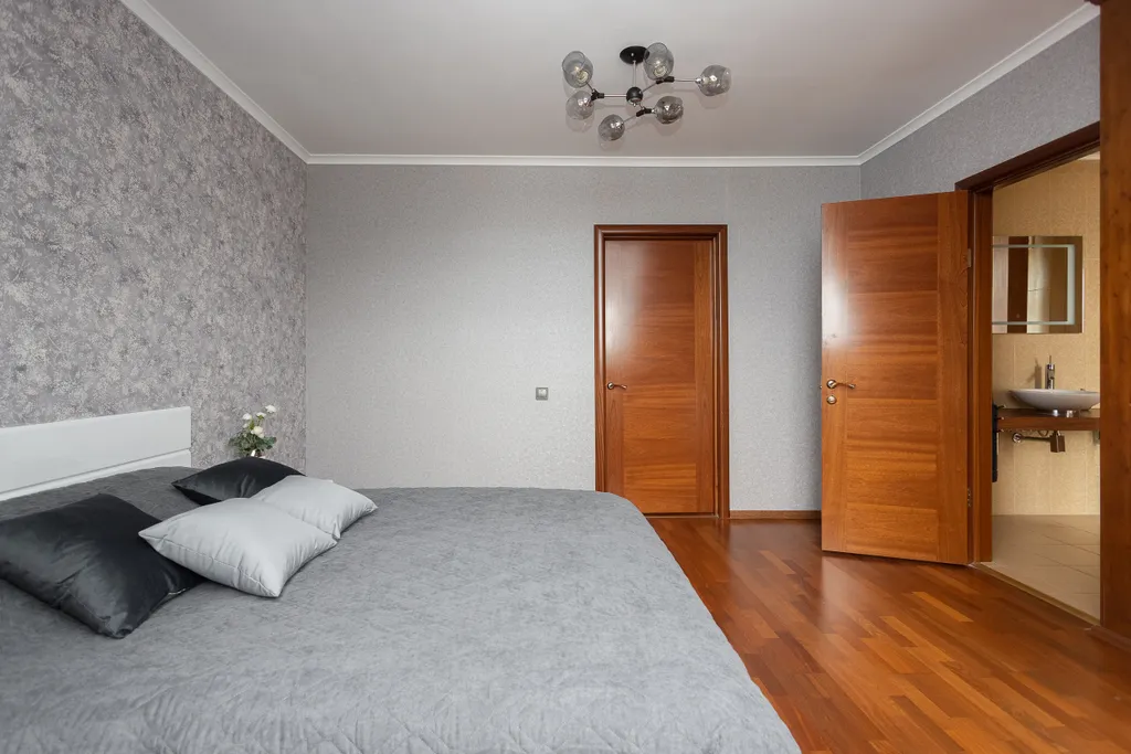 Квартира 3-комнатные апартаменты в центре — Зеленоградск