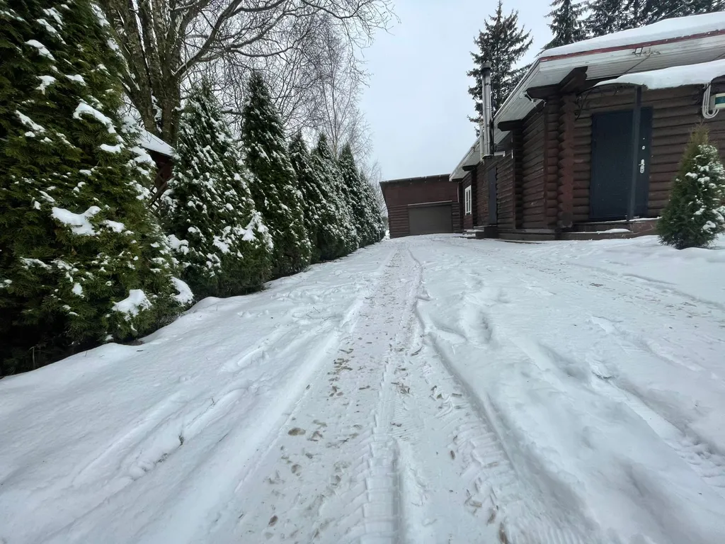 Коттедж с баней и бассейном - купелью на 8 человека Леноблости