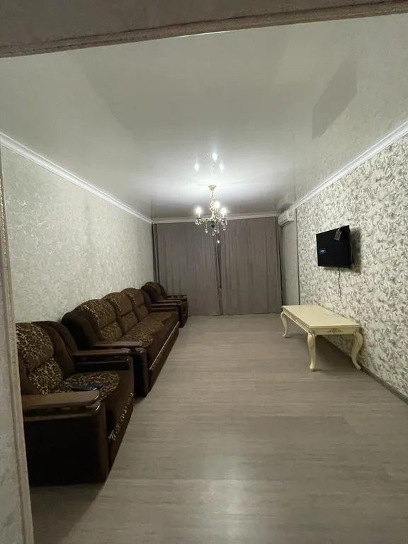 3-комнатная Квартира — аренда посуточно в Владикавказ