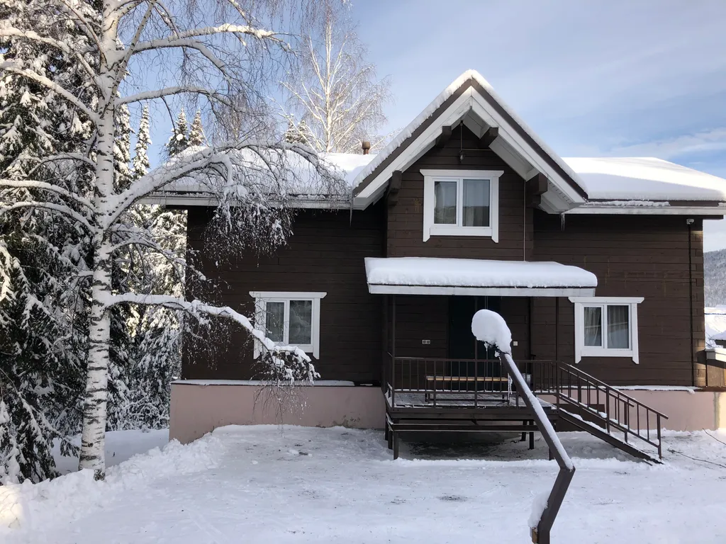 Уютный коттедж для семейного отдыха До 15 человек