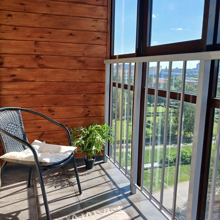 Квартира Квартира Шикарная новая студия в центре города — Омск